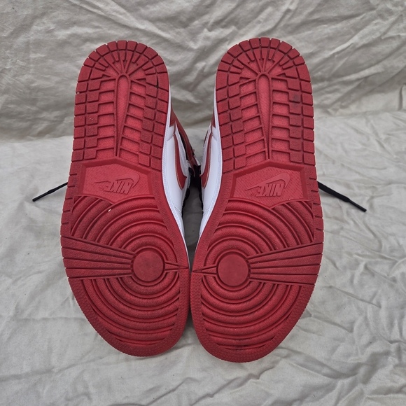 Jordan 1's Nike Air Jordan High Top Sneakers - Red and White - Picture 8 of 10